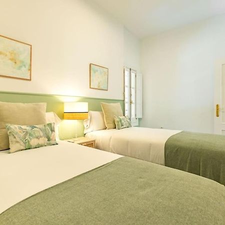 Conde Ibarra Deluxe By Valcambre Apartment เซบีญา ภายนอก รูปภาพ