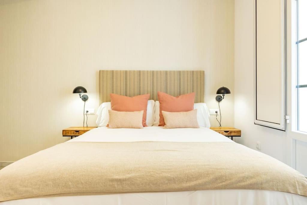 Conde Ibarra Deluxe By Valcambre Apartment เซบีญา ภายนอก รูปภาพ