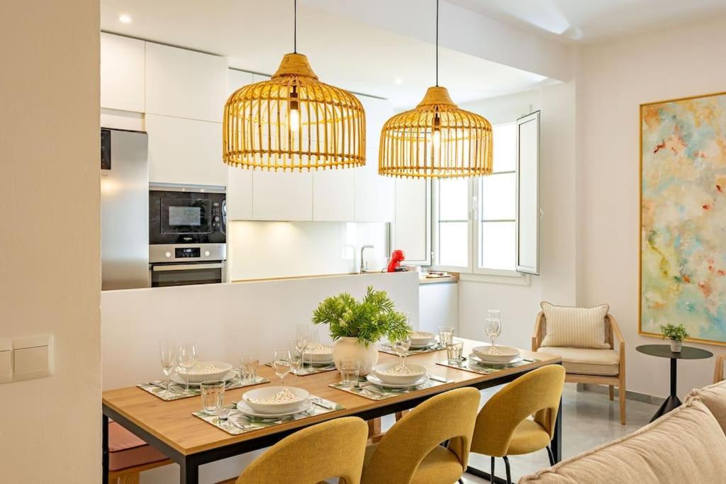 Conde Ibarra Deluxe By Valcambre Apartment เซบีญา ภายนอก รูปภาพ