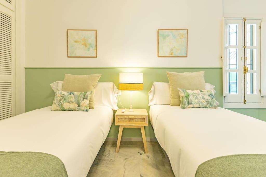 Conde Ibarra Deluxe By Valcambre Apartment เซบีญา ภายนอก รูปภาพ